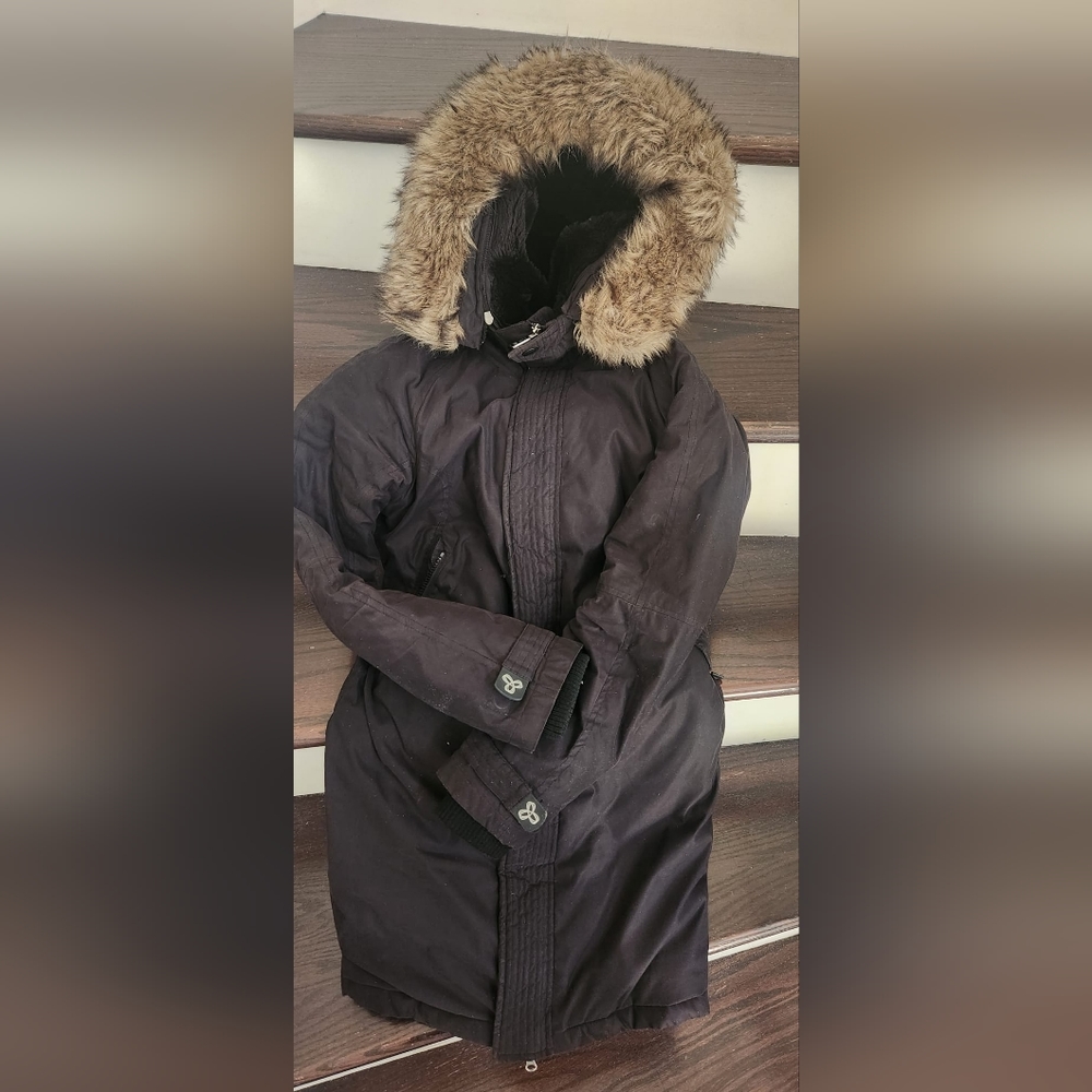 Aritzia Black - TNA Parka